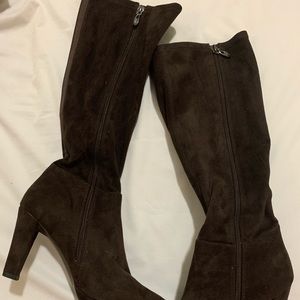 Tahari tall brown suede boots